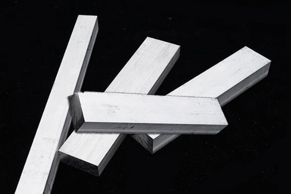 標(biāo)準(zhǔn)光源箱在鋁材表面色差檢測中的應(yīng)用